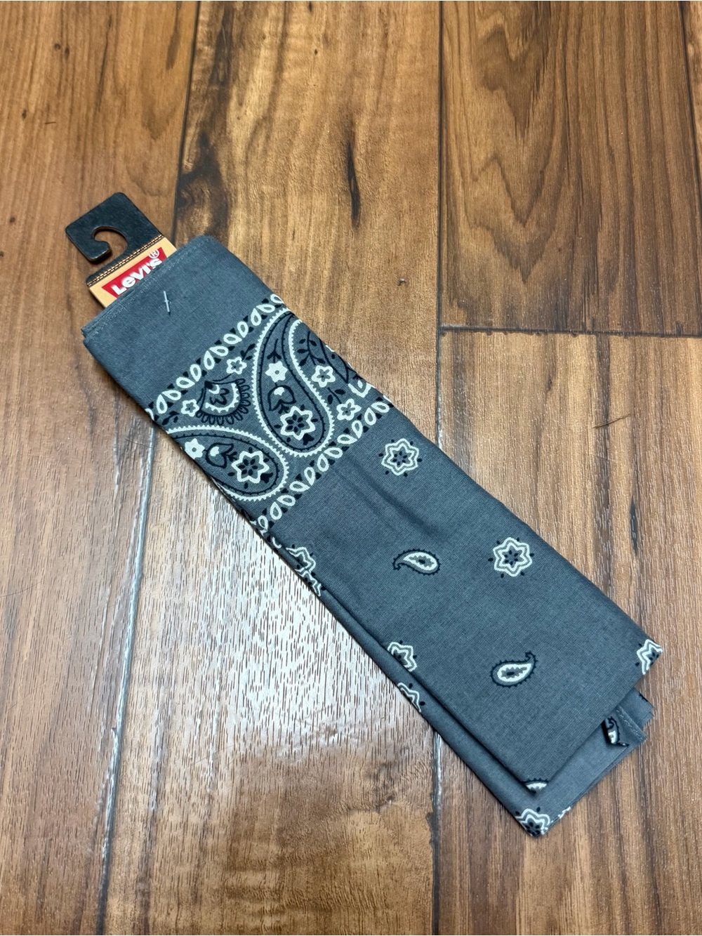 NEW Levi’s Bandana Gray Paisley Cotton Head Wrap Scarf Streetwear